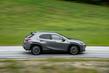 Hibridna različica križanca Lexus UX 250h fotografija 2
