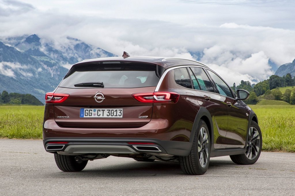 Kombi z večjo prehodnostjo Opel Insignia Country Tourer