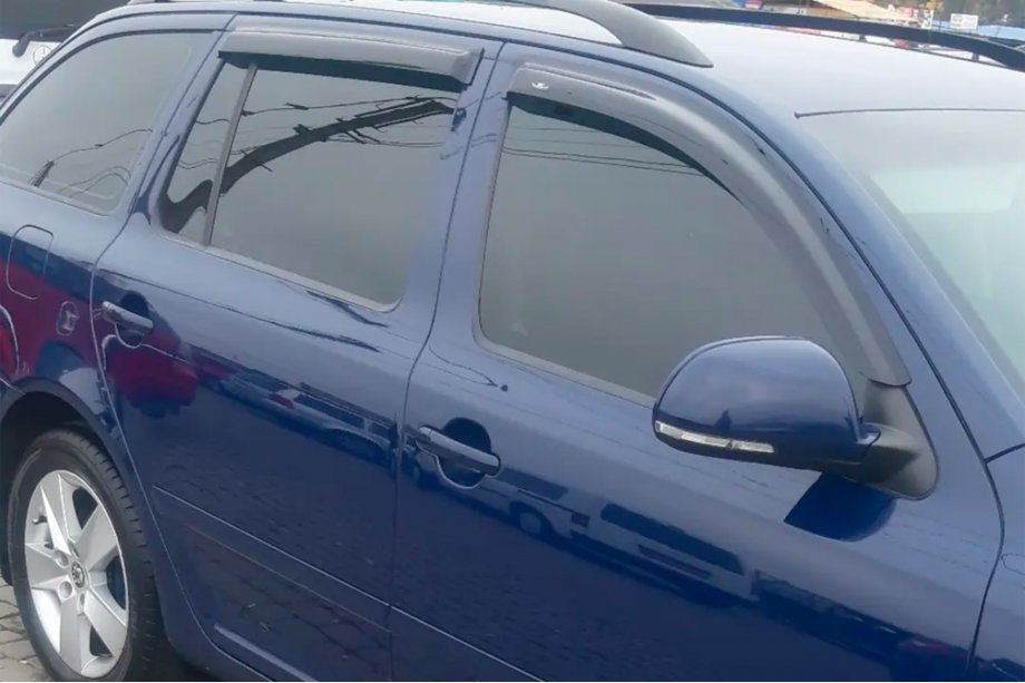 Skoda Octavia II A5 2006–2010 Okenski deflektorji SW (4 kosi, HIC) Image
