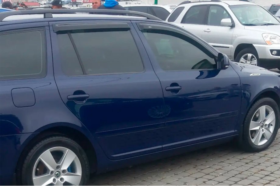 Skoda Octavia II A5 2010–2013 Okenski deflektorji SW (4 kosi, HIC) Image