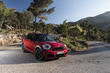 Pregled kompaktnega crossoverja MINI Countryman JCW fotografija 2