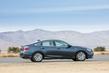 Pregled hibridne limuzine Honda Insight fotografija 2