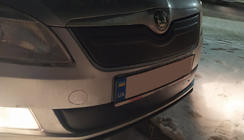 Skoda Fabia 2007–2014 Zimska zaščita za masko hladilnika (2011-2014, zgornja) Mat fotografija 3