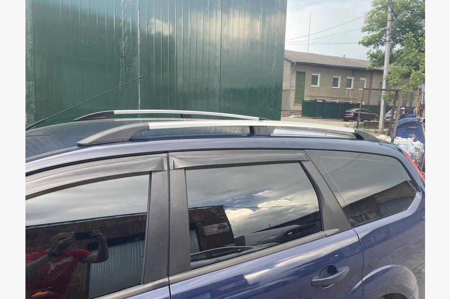 Ford Focus II 2008–2011 Aluminijaste strešne sani (Caravan, krom) Image