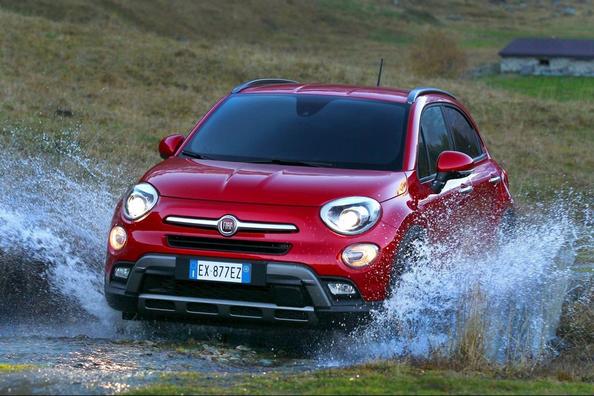 Kompaktni mestni križanec Fiat 500X