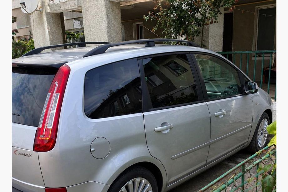 Ford C-Max 2004–2010 Črni strešni relingi Image
