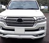 Toyota Land Cruiser 200 2007–2021 Komplet bodykita 2016↗ (Modelista V2) Črna barva fotografija 6