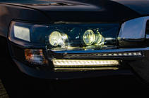 Toyota Land Cruiser 200 2007–2021 Sprednji žarometi 2016+ (Executive) Desna (1 kos) fotografija 7