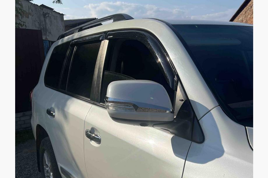 Toyota Land Cruiser 200 2007–2021 Letvice za ogledala 2012-2021 (2 kos, krom) Fotografija 14