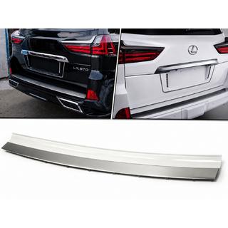 Vstavek za zadnji odbijač s kromom (2016+) Lexus LX570/450d 2008–2022 fotografija 1