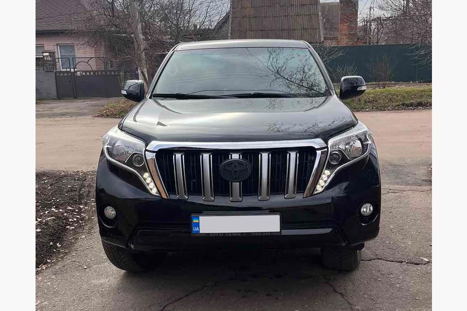 Toyota Land Cruiser Prado 150 2009–2023 Mreža hladilnika 2013-2017 (standard) Fotografija 1