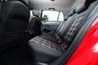 Pregled športne različice kombilimuzine Volkswagen Golf GTI fotografija 5