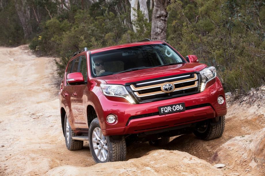Toyota Land Cruiser Prado 150 2009–2023 Maska hladilnika 2013-2017 (Modellista) Fotografija 1