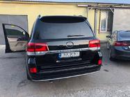 Toyota Land Cruiser 200 2007–2021 Facelift komplet iz LC200 2008-2015 na 2019 Executive fotografija 9