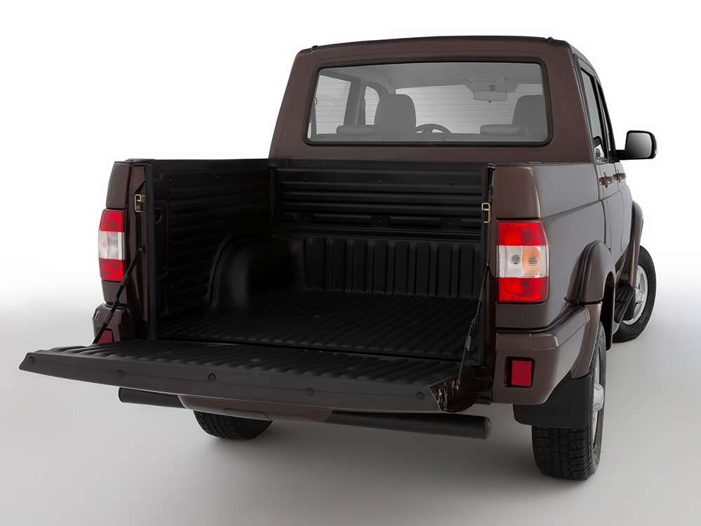 Pregled prenovljenega modela UAZ Pikap