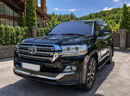 Toyota Land Cruiser 200 2007–2021 Komplet body kita 2016-2021 (Executive 2019) Bela barva fotografija 5