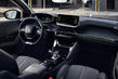 Pregled kompaktnega kombilimuzinskega Peugeot 208 nove generacije fotografija 9