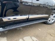 Toyota Land Cruiser 200 2007–2021 Komplet letvic za vrata (2008-2016) Bela barva fotografija 2