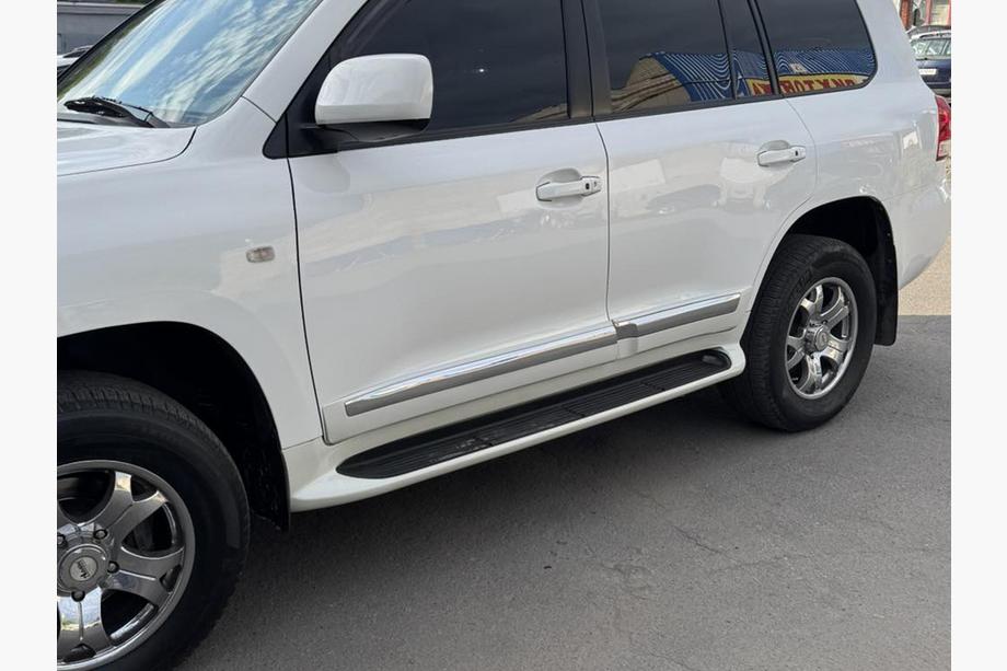 Toyota Land Cruiser 200 2007–2021 Komplet letvic za vrata (2008-2016) Fotografija 6