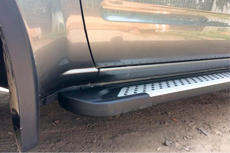 Nissan Pathfinder R51 2005–2014 Stranske stopnice Allmond Grey (2 kosa, aluminij) Fotografija 4