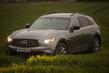 Pregled crossoverja Infiniti QX70 fotografija 1