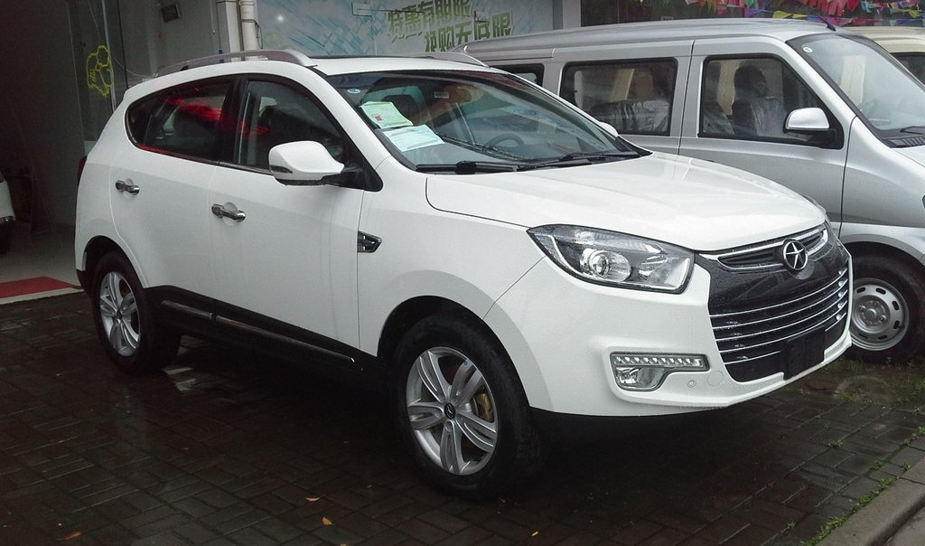 Pregled mestnega križanca JAC S5