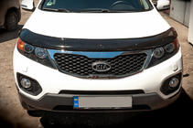 Kia Sorento II XM 2009–2014 Deflektor pokrova motorja 2009-2012 (EuroCap) fotografija 1