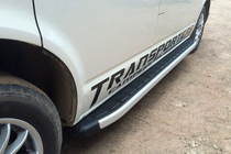 Volkswagen T5 Transporter 2003–2010 Stranske stopnice Fullmond (2 kos, aluminij) Kratka medosna razdalja fotografija 3
