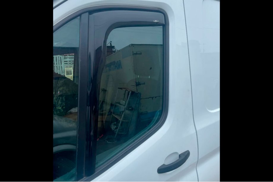 Ford Transit 2014– Vstavljivi deflektorji za okna (2 kos, HIC) Fotografija 5