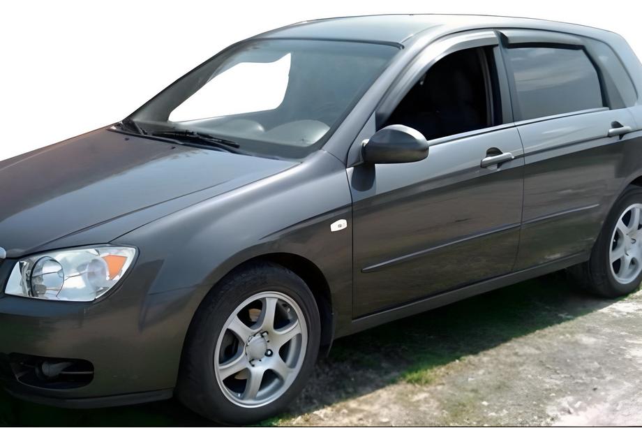 Kia Cerato 1 2004–2009 Deflektorji oken SD (4 kosi, HIC) Image