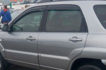 Kia Sportage 2004–2010 Deflektorji oken (4 kosi, HIC) fotografija 2