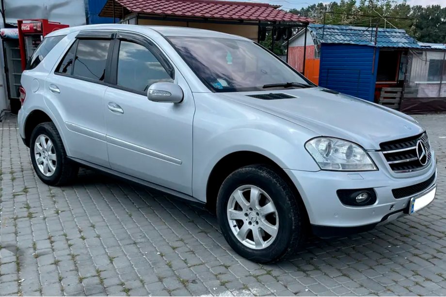 Mercedes ML W164 2005–2011 Deflektorji oken (4 kosi, HIC) Fotografija 7