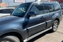 Mitsubishi Pajero Wagon IV 2006–2021 Deflektorji oken (4 kosi, HIC) fotografija 1