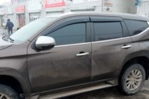 Mitsubishi Pajero Sport 2015– Deflektorji oken (4 kosi, HIC) fotografija 1