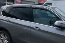Nissan Qashqai 2014–2021 Vetrni deflektorji oken s kromirano letvijo (4 kosi, HIC) fotografija 8