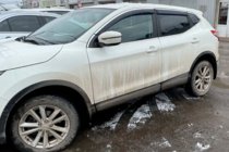 Nissan Qashqai 2014–2021 Vetrni deflektorji oken s kromirano letvijo (4 kosi, HIC) fotografija 5