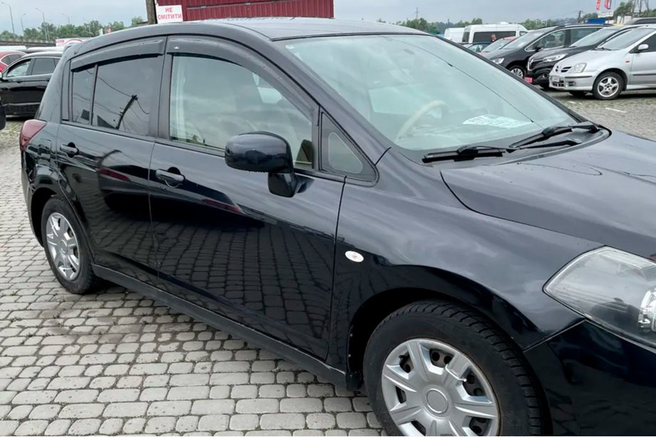 Nissan Tiida 2004–2011 Okenski vetrobrani HB (4 kos, HIC) Image