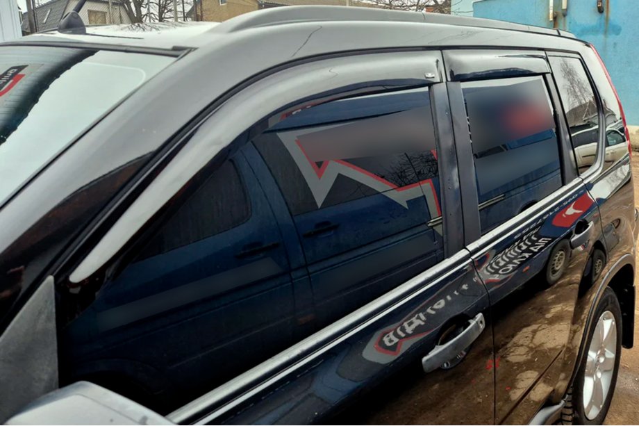 Nissan X-trail T30 2002–2007 Deflektorji oken (4 kosi, HIC) Image