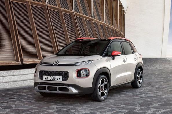 Pregled kompaktnega crossoverja Citroen C3 Aircross