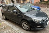 Opel Astra J 2009–2015 Vetrni deflektorji oken WG (4 kos, HIC) fotografija 3