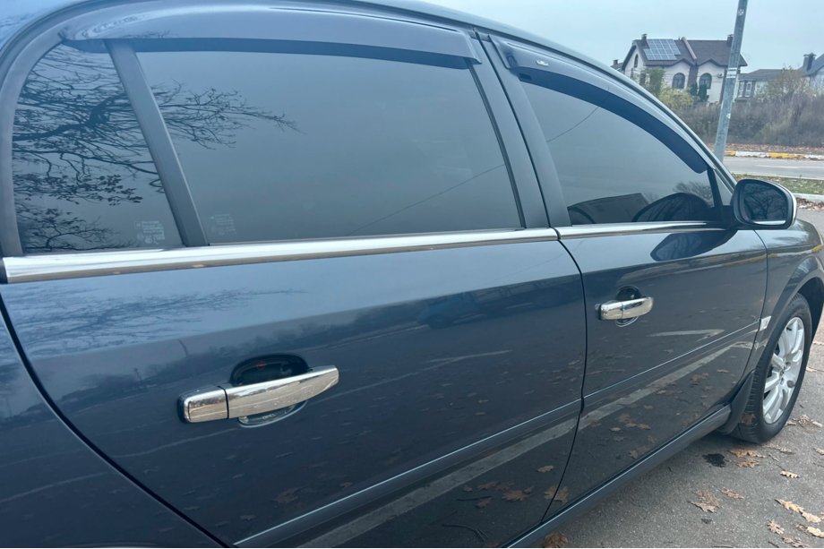 Opel Vectra C 2002–2008 Deflektorji oken SD (4 kosi, HIC) Image
