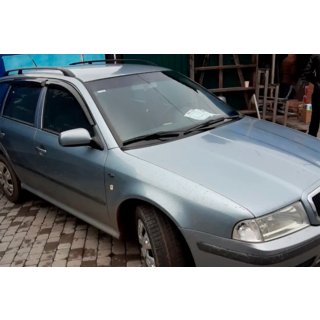 Okenski deflektorji SW (4 kosi, HIC) Skoda Octavia I Tour A4 1996–2010 fotografija 4