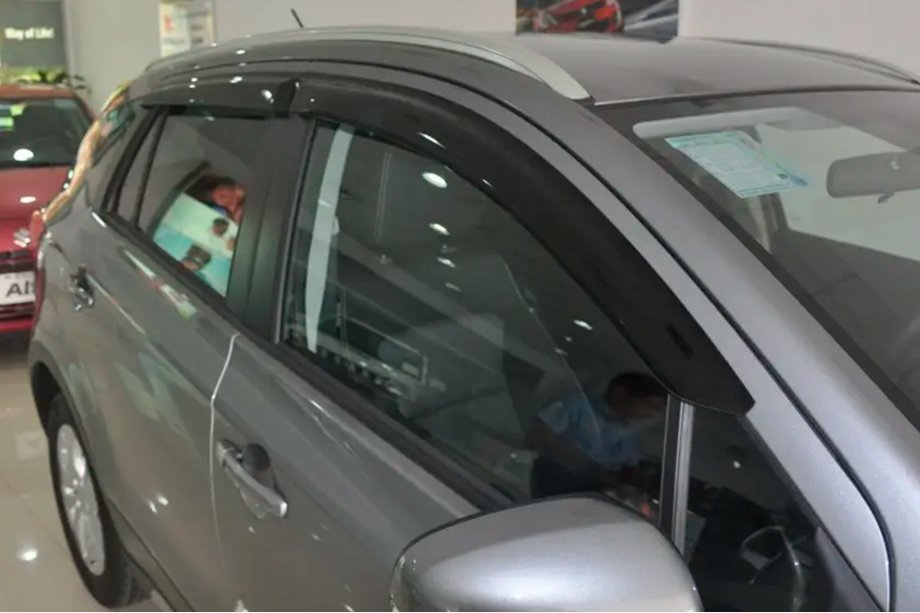Suzuki SX4 S-Cross 2013–2016 Deflektorji oken (4 kosi, HIC) Image