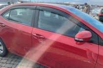Toyota Corolla 2013–2019 Deflektorji oken (4 kosi, HIC) fotografija 9