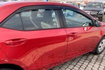 Toyota Corolla 2013–2019 Deflektorji oken (4 kosi, HIC) fotografija 10