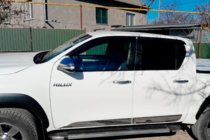 Toyota Hilux 2015– Deflektorji oken (4 kosi, HIC) fotografija 6