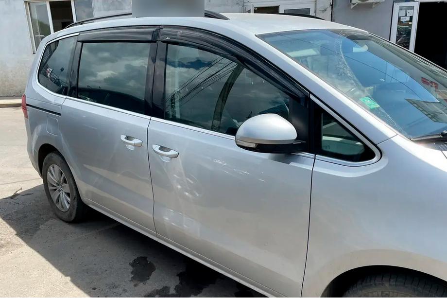 Volkswagen Sharan 2010–2023 Deflektorji oken (4 kosi, HIC) Fotografija 1