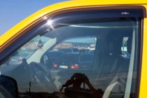 Volkswagen T5 Caravelle 2004–2010 Vetrni deflektorji za okna (2 kosa, HIC) fotografija 3