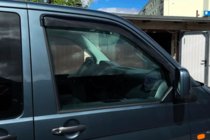 Volkswagen T5 Caravelle 2004–2010 Vetrni deflektorji za okna (2 kosa, HIC) fotografija 19