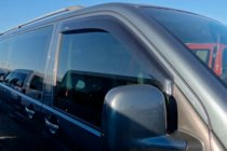 Volkswagen T6 2015–2024 Vetrni deflektorji za okna (2 kosa, HIC) fotografija 10
